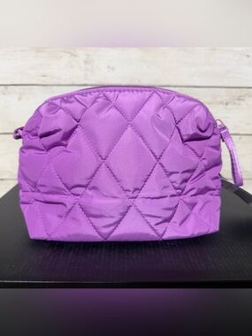 Vera Bradley  Camera Bag Crossbody in Violet NWT